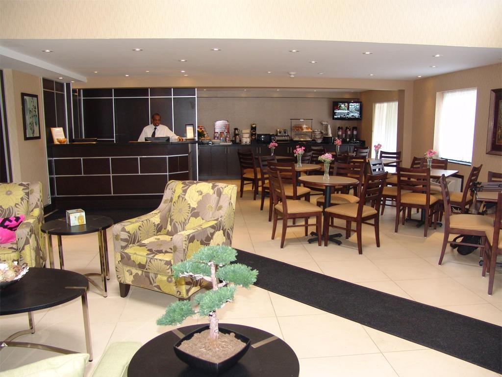 Comfort Inn East Scarborough Toronto Restaurant foto
